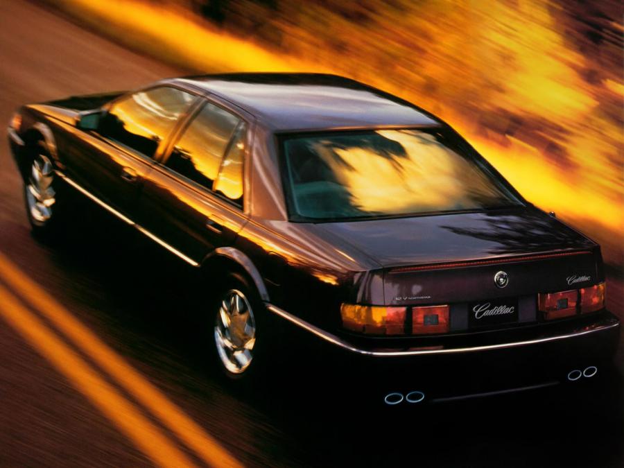  Cadillac Seville STS 1992 года  (EU) (фото 13 из 14)